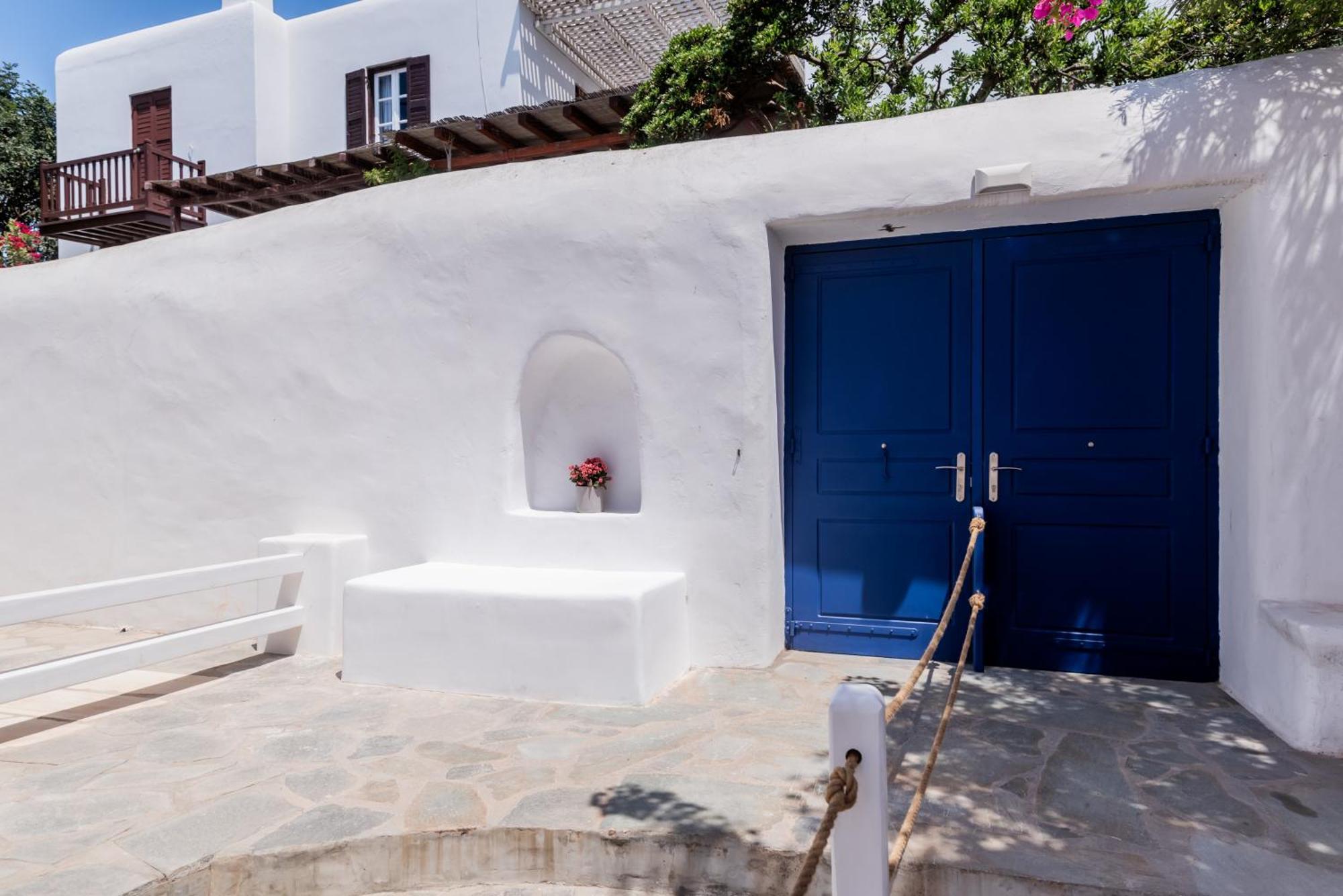 Olive Tree Mykonos Town Semi-Basement Apartment Экстерьер фото